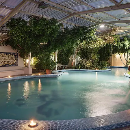 Continental Hotel 4*
