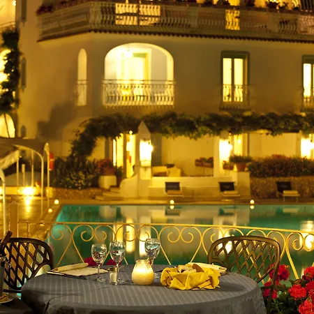 Continental Hotel 4*