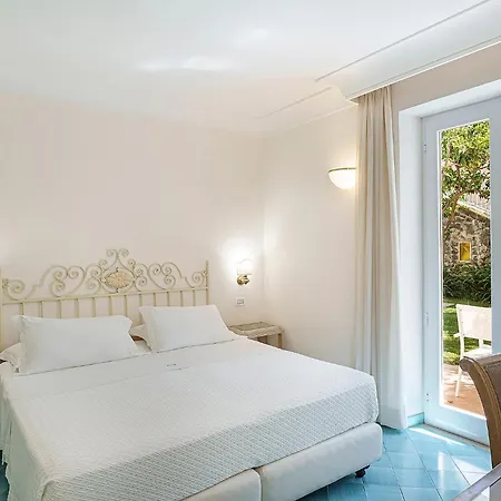 Continental Ξενοδοχείο 4*