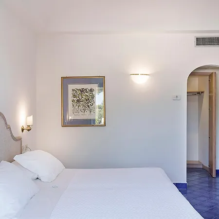 Continental 4*