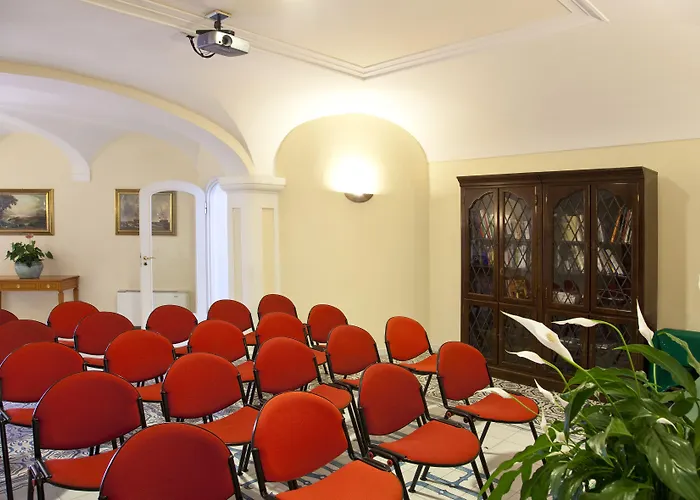 Отель Continental