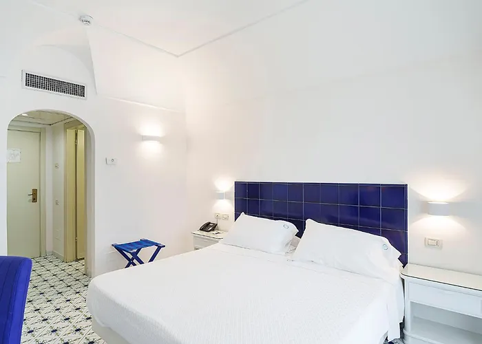 Continental 4* Ischia